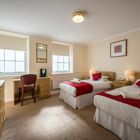 Claremont Lions Hotel Істборн Екстер'єр фото