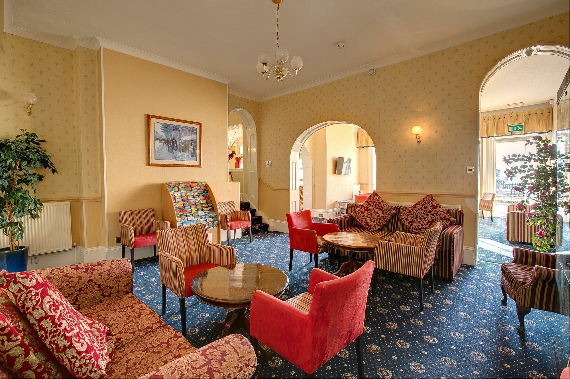 Claremont Lions Hotel Істборн Екстер'єр фото